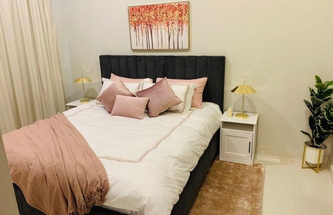 Hera Holiday Home - Photo 9