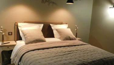 La Longère de Chillac campagne chic jacuzzi - Foto 5, wardrobe