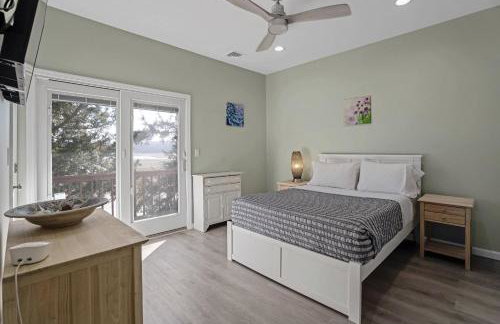 Queen Vic Beach House: 5 Mins to Vineyards & Farmstands - Foto 13