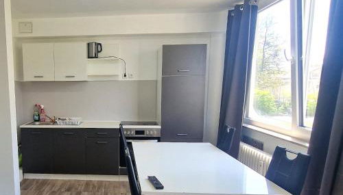 L11 Work & Stay Studio - Photo 2, stove