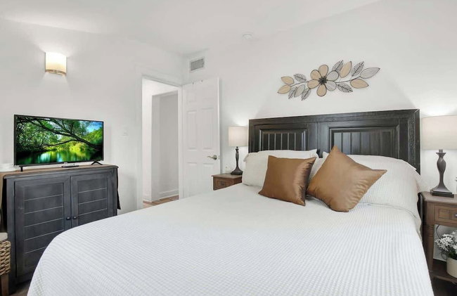 Awesome Haus With Gameroom, 4blks to Center of Town! - Foto 3