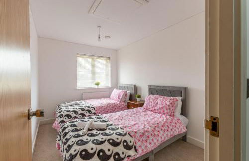 IRO Properties Limited - Foto 13