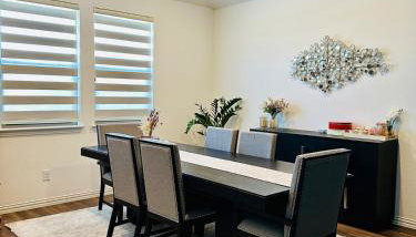 Spacious 6 Bedroom Home- Near Historic McKinney - Foto 5