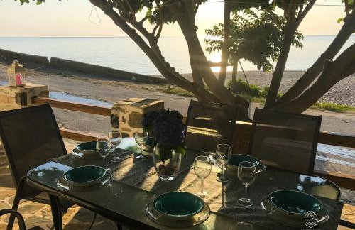 Genevieve Sea House - by the sea ....on the beach. - Foto 18