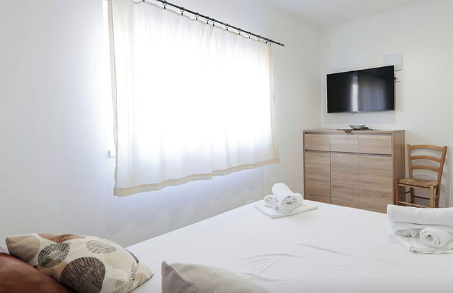 Villa Gariful - Sleeps 10 - Pool - Hottub - Petsok - Foto 2