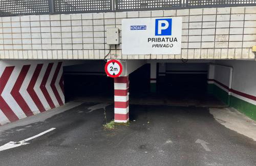 Zarautz Beach with parking by Aston Rentals - Foto 17