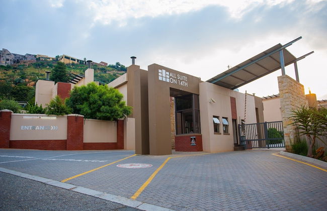 All Suite on 14th - Photo 34