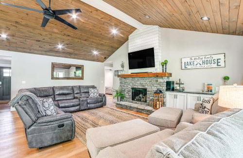 Modern Kentucky Lake Home with Deck, Dock, View - Foto 6