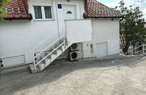 Apartmani Karlobag - Foto 24