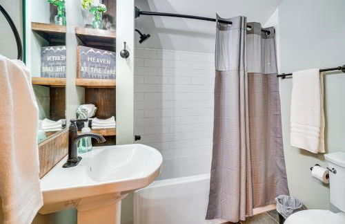 Modern Cabin with Hot Tub Near Tail of the Dragon! - Foto 19