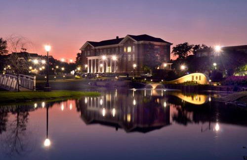 Close-to-Everything Midtown Cottage - Foto 37