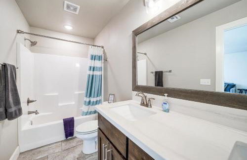 Lakefront Family Home with Dock and Views in Vinita! - Foto 20