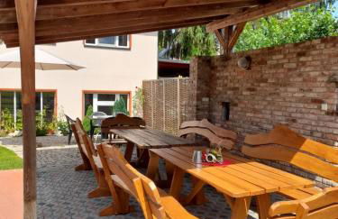 Ferienhaus auf einer Ebene mit eigenem Garten, Sommerpool und Badefass - Foto 39