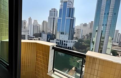 Flat ótima localização com vaga - Foto 29