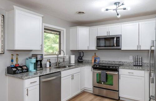 Sweet Magnolia - Newly Remodeled Ranch - Foto 17