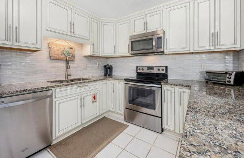 Pelican Cliff breathtaking view less than a mile to beach - Foto 32