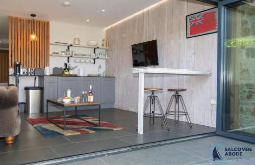 The Hideout-Boutique Cabin, Estuary View & Parking - Foto 8