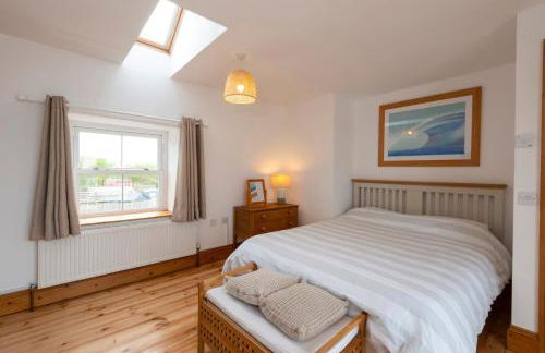 Stylish Cottage - Walk to Beach & Pubs & Fast WiFi - Foto 9