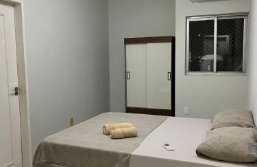 Apartamento amplo, perto de tudo - Foto 17