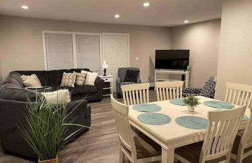 Spacious Home near Airport - Foto 9