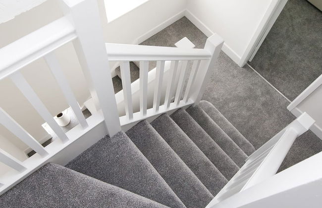 Bright Modern 4 br House 100 Metres From Beach - Photo 35