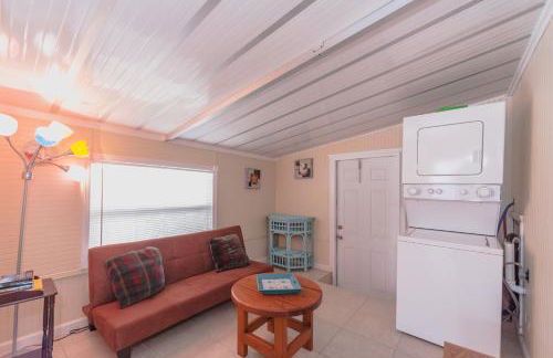 Island Beach House with No Extra Fees - Photo 10