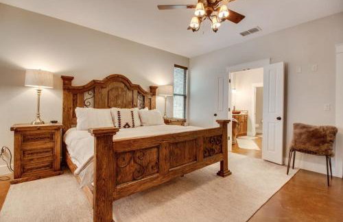 Lakefront Home with WiFi, Entertainment, Dock & Lake Views - Dogs OK - Photo 16