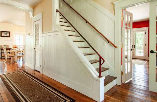 Chesapeake Waterfront - 7BR 5BA - Beach Pool Dock - Foto 17