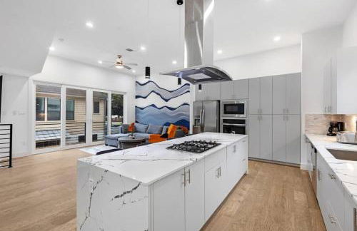 Spacious Houston 3Bed3 Bath Family Townhome - Photo 16