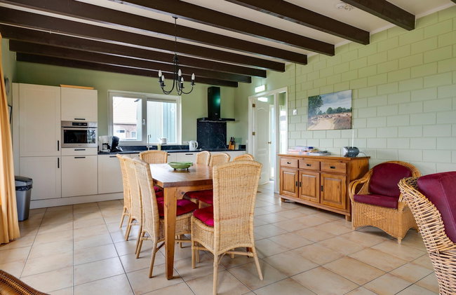 Holiday Home with Meadow View near Forests - Photo 21