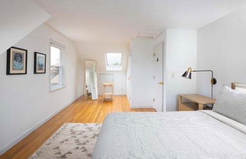 Salt and Cedar Steps to Beach - Foto 20