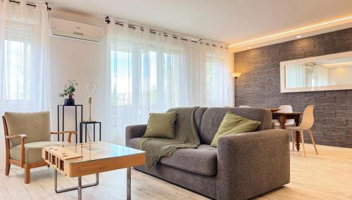 LA PROVENCE - '' TRAVELLER AWARD 2026 '' - Charming modern family apartment, pool & private parking near Avignon, fully renovated with interior-architect design - Foto 3