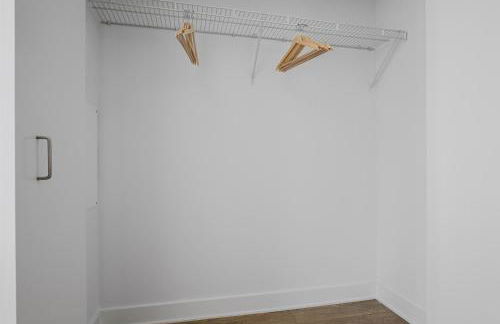 Blueground The Loop pool AC nr park CHI-1188 - Foto 17