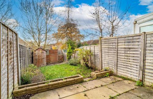 2 bedroom house with parking in Borehamwood - Foto 11