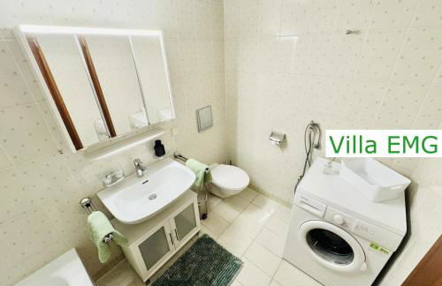 Luxury Ferienhaus Spa Villa Gernsbach mit Pool, Sauna, Garten, Kamin bis 22 Personen - Foto 63