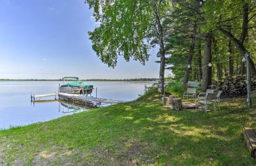 White Lake Home with Patio, Fire Pit, Boat Dock! - Foto 25