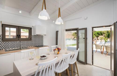 Sea View White Villa - Foto 13