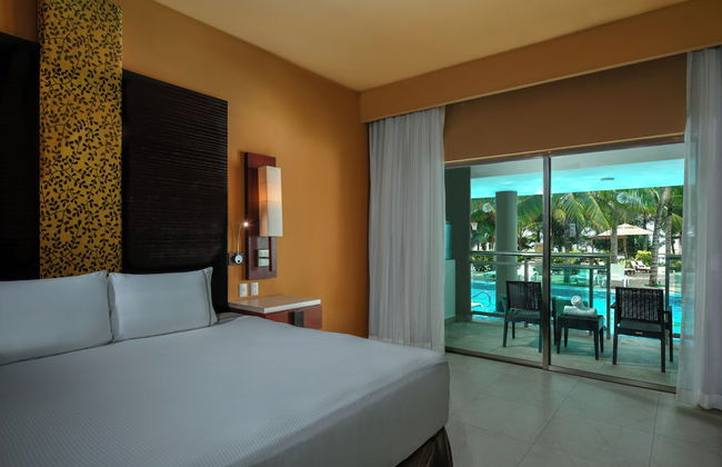 Generations Riviera Maya Family Resort Catamaran, Water Park, All & More Inclusive - Photo 6