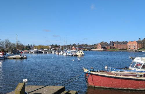 Gateway to the Suffolk Coast - Photo 34
