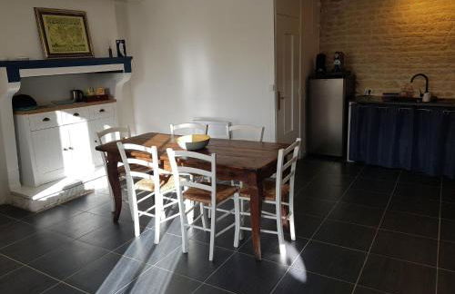 Holiday Home in Loubigne With Pool & Terrace - Foto 25