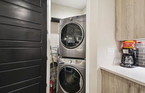 3198 Graffiti & Skyline at RiNo Art Lofts - Foto 46