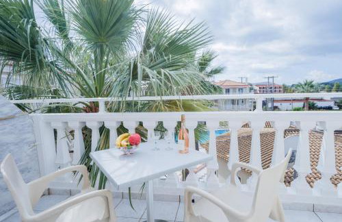 Vivian Hotel - Photo 66