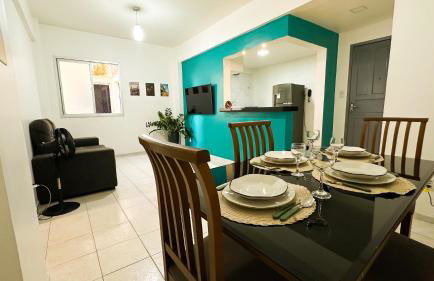 Apto com ótima localização, garagem e elevador - Foto 1