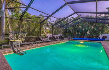 Casa Del Mar - Pet Friendly House on Siesta Key w/ Outdoor Patio & Private Screened-In Heated Pool! - Foto 42