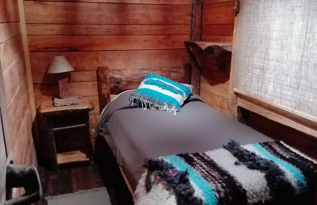 Cabaña Rústica 2 Maravillosa,con Troncos Nativos, con Orilla de Río Trancura - Photo 2