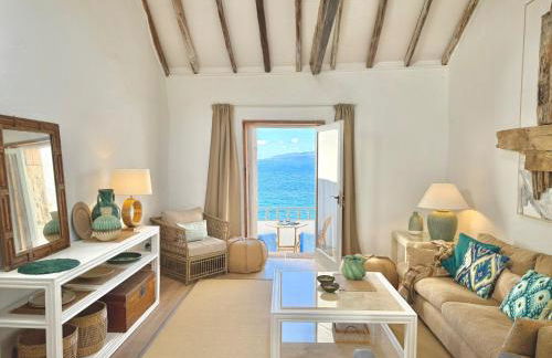 Casa Malena Seafront and Private Pool - Foto 1