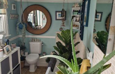 Unique seafront 2 bedroom 2 bathroom apartment - Foto 15