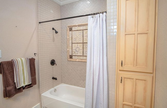 Beautiful Craftmans 4BR 2 5BA Home Near Downtown - Foto 20