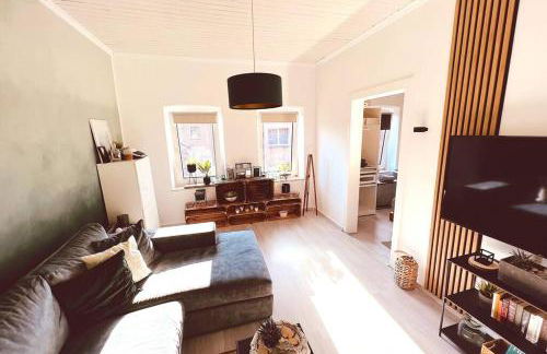 Suburban Jungle - Foto 8