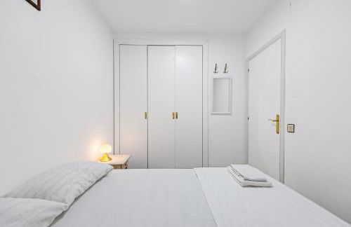 Apartamento con Piscina y Terraza cerca del Mar - Foto 9